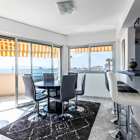 Les Pieds Dans L'eau Pour 6 Personnes A Saint-raphael Apartment *